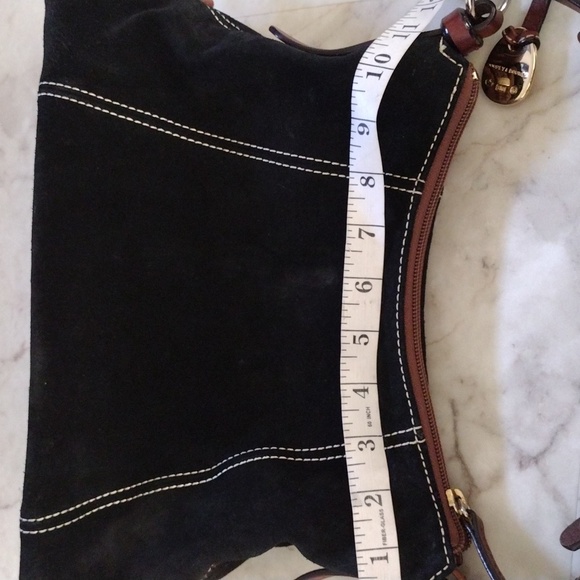 Dooney & Bourke purse. - Picture 14 of 16